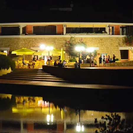 Le Di Stella Maris Tatil Evi